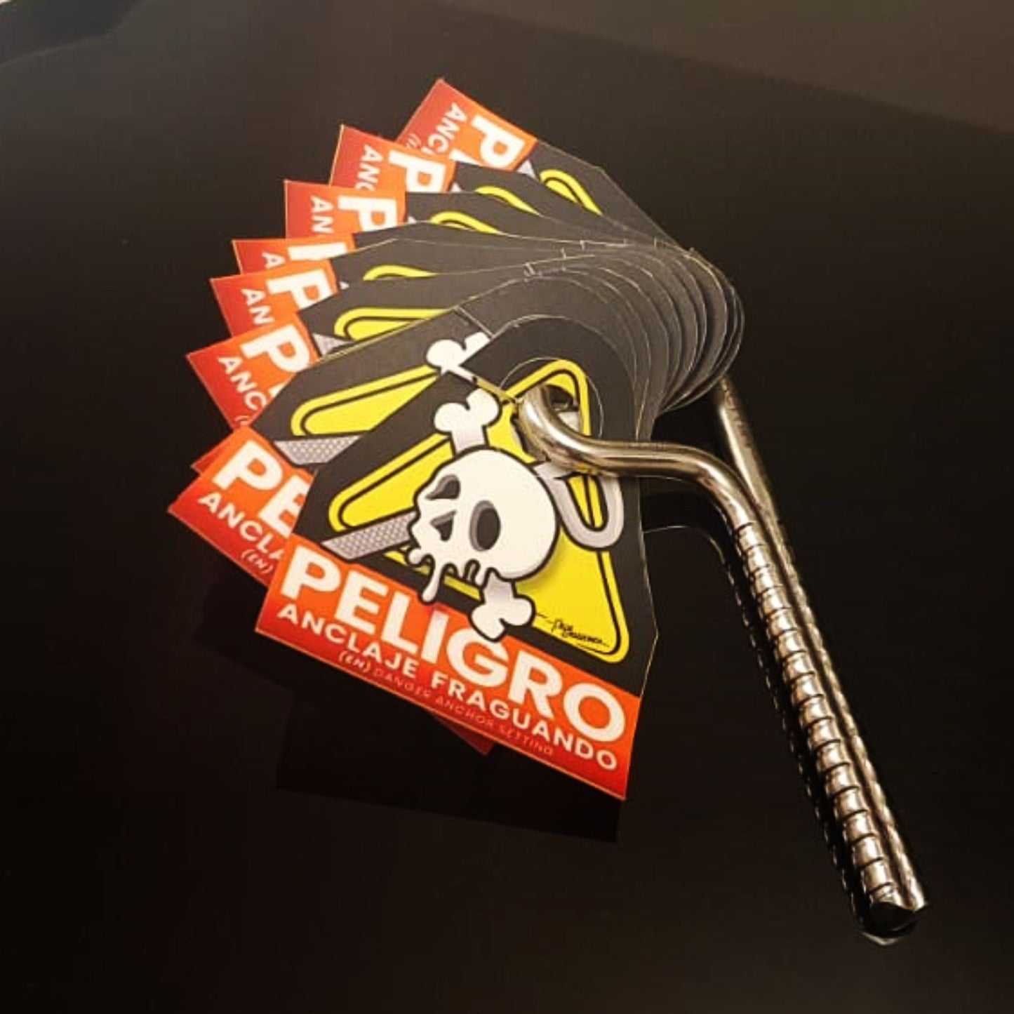 Etiquetas reutilizables para anclaje