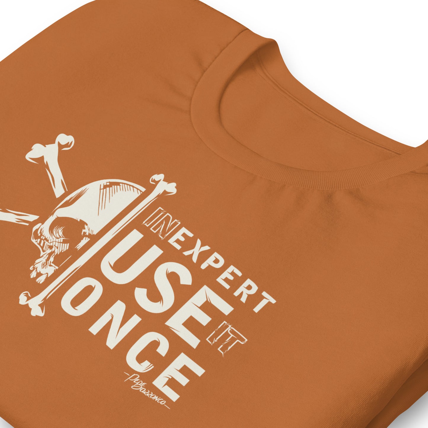 Camiseta "UN EXPERT"