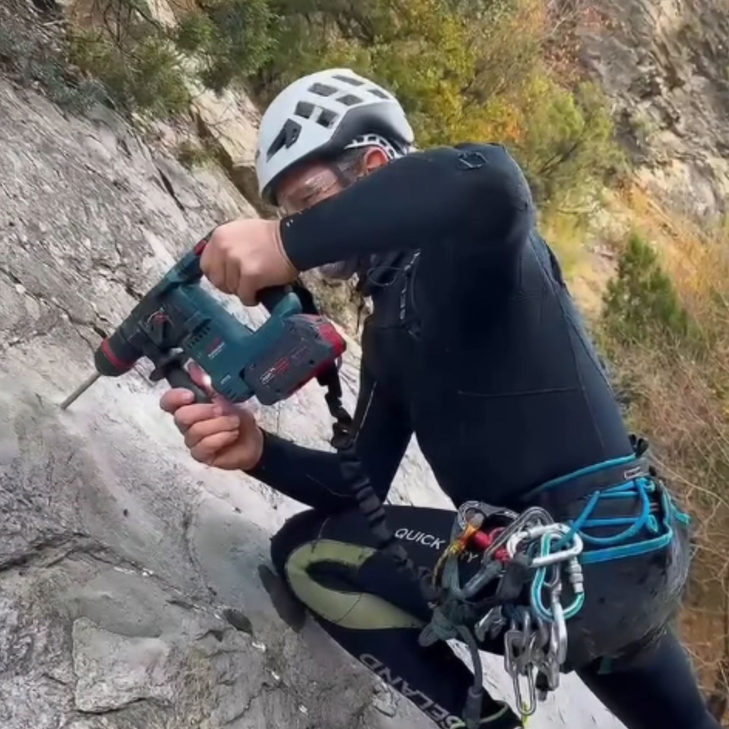 Curso de alto nivel ANCLAJES PARA ROCA EN EL MEDIO NATURAL / ETM + Dx Aventura