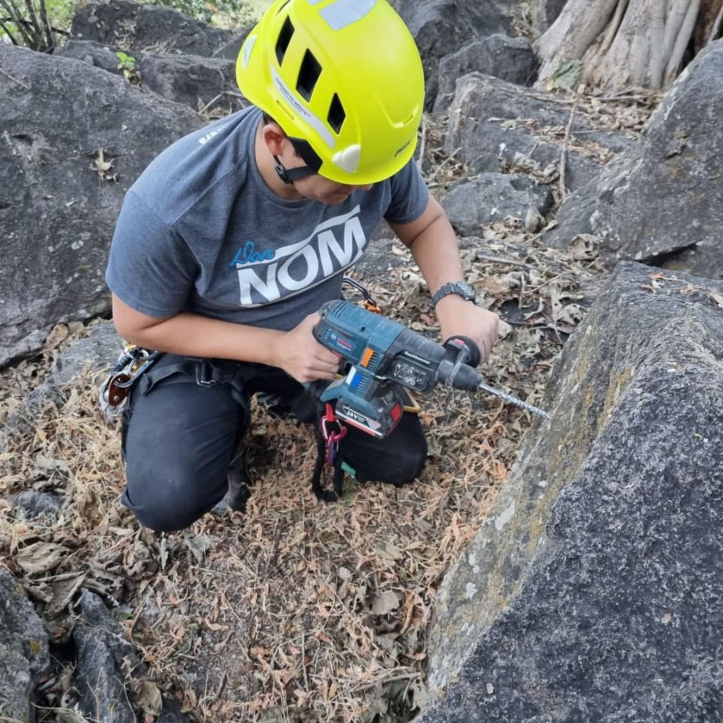 Curso de alto nivel ANCLAJES PARA ROCA EN EL MEDIO NATURAL / ETM + Dx Aventura